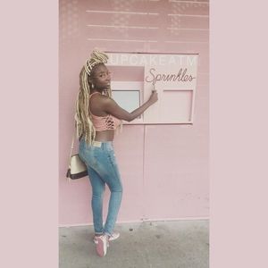 Meet your Posher, Mocha